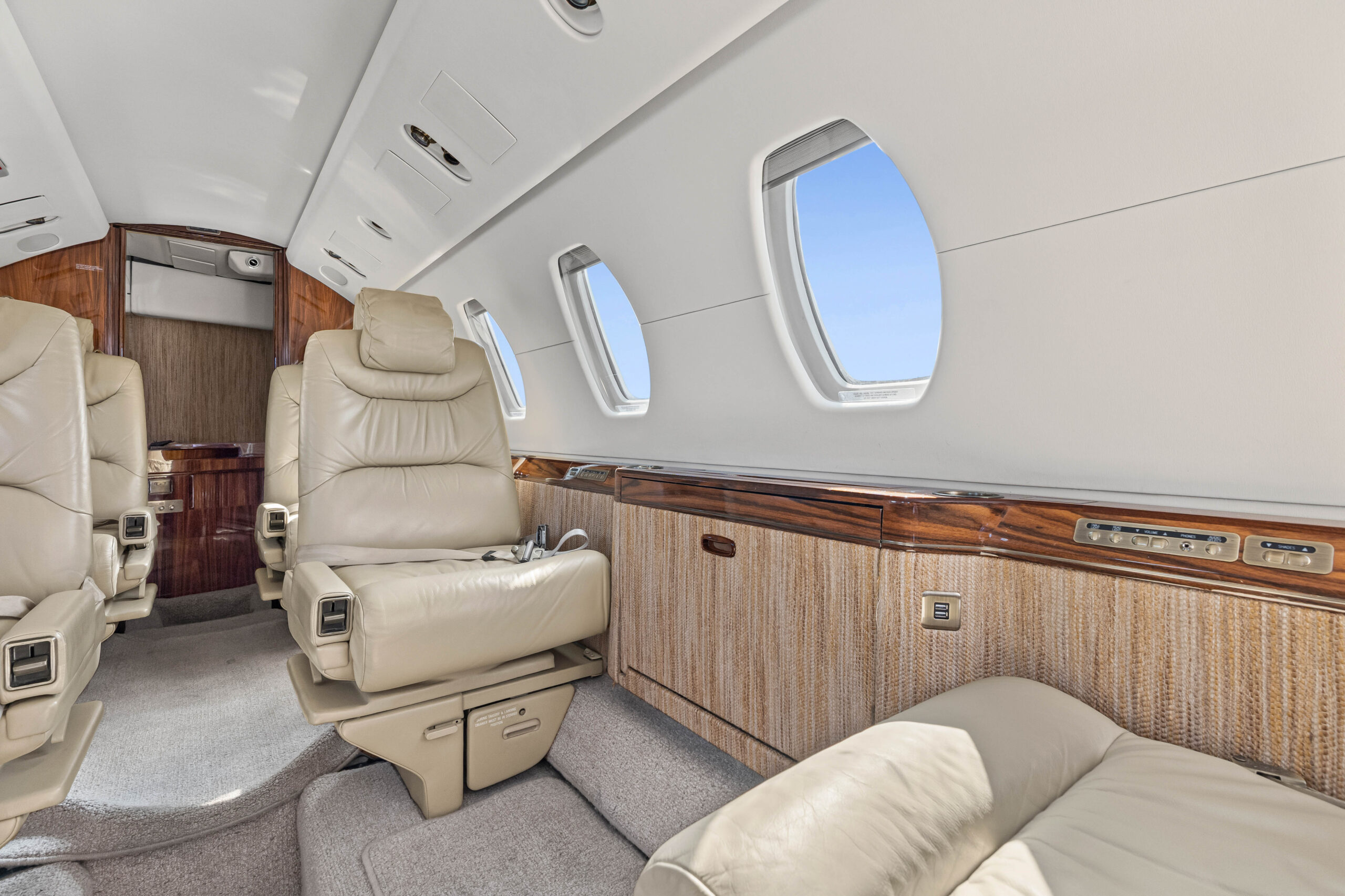 Aircraft image