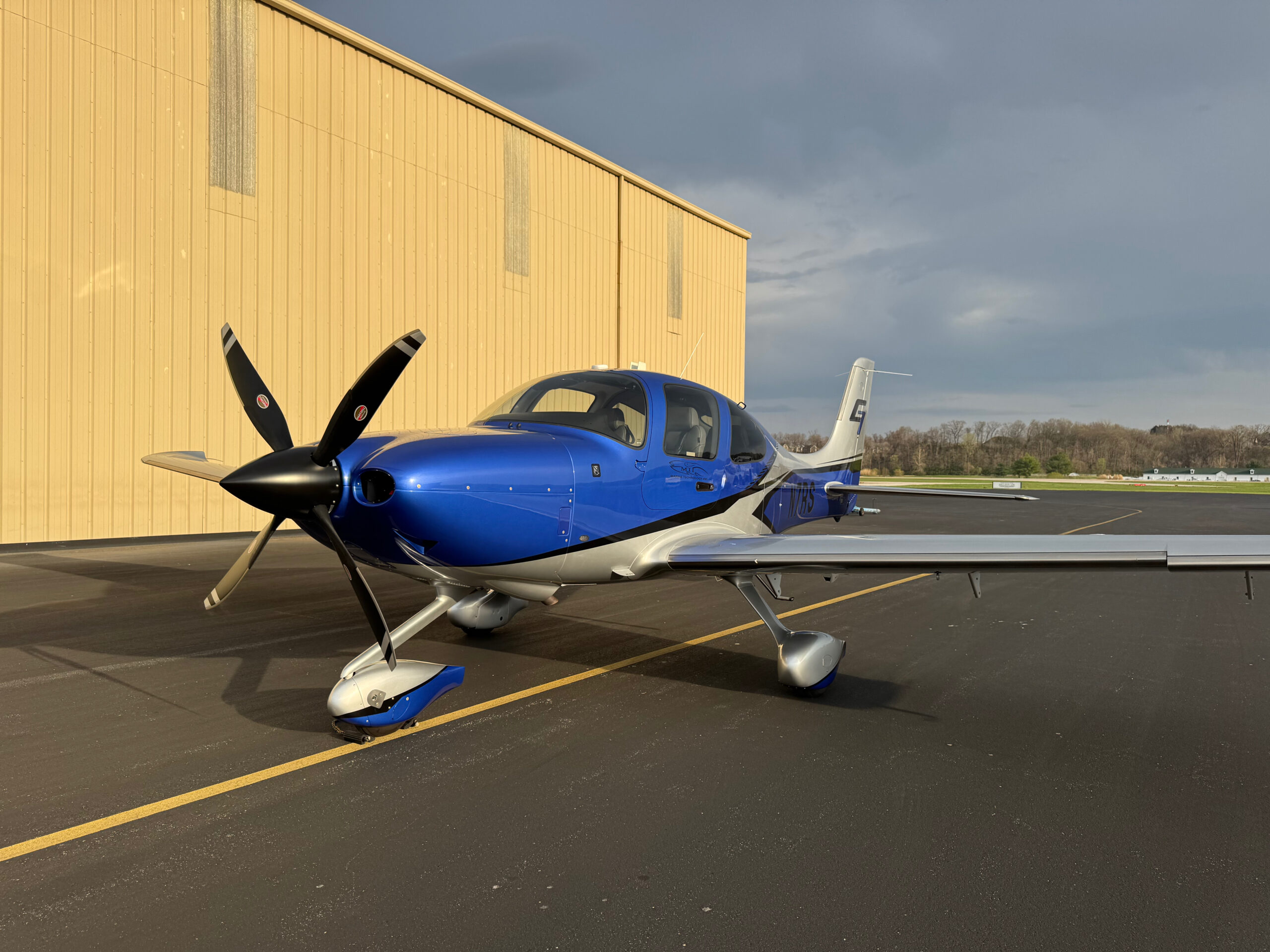 Aircraft image